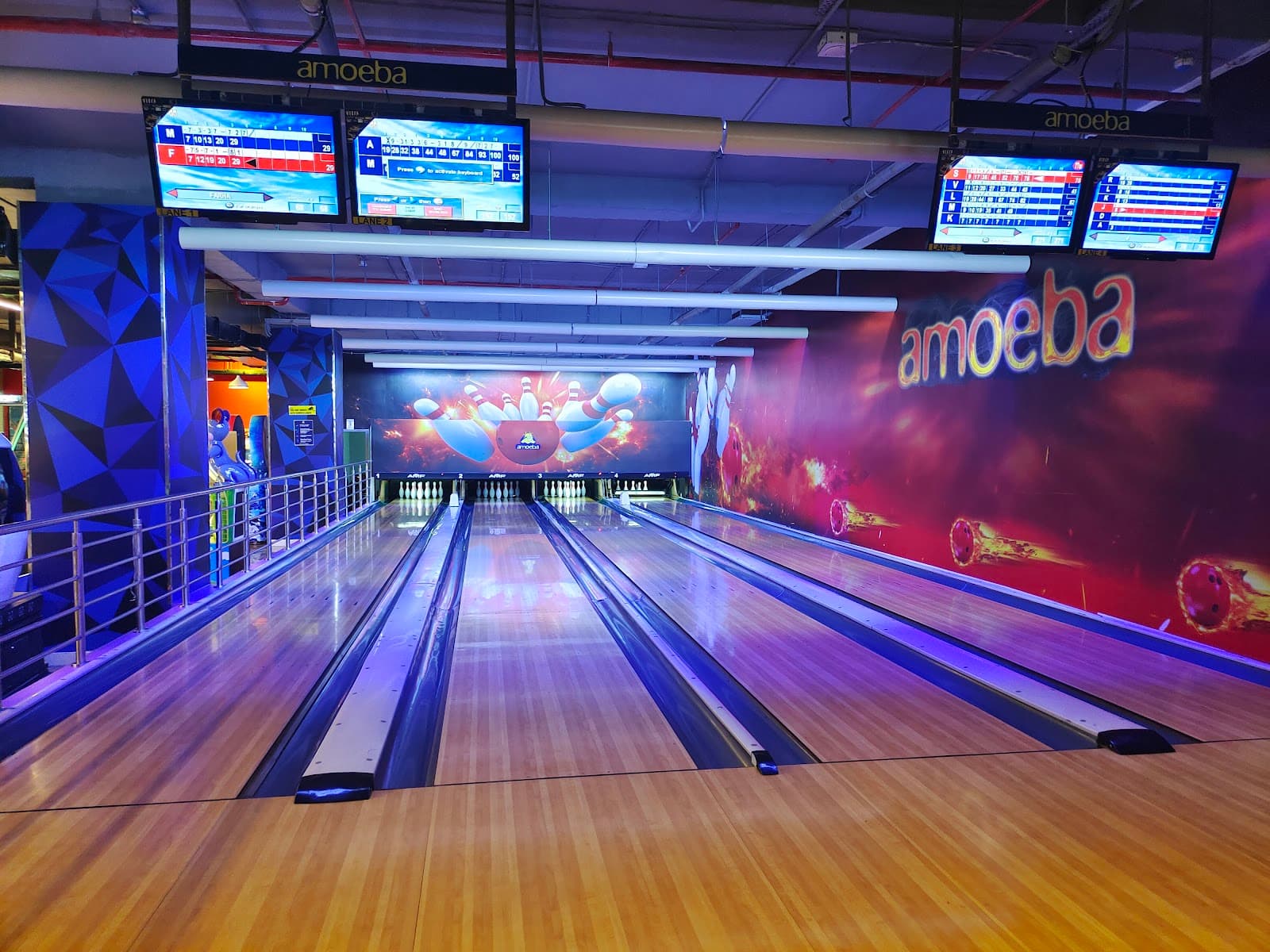 Amoeba Atrium Mall bowling venue