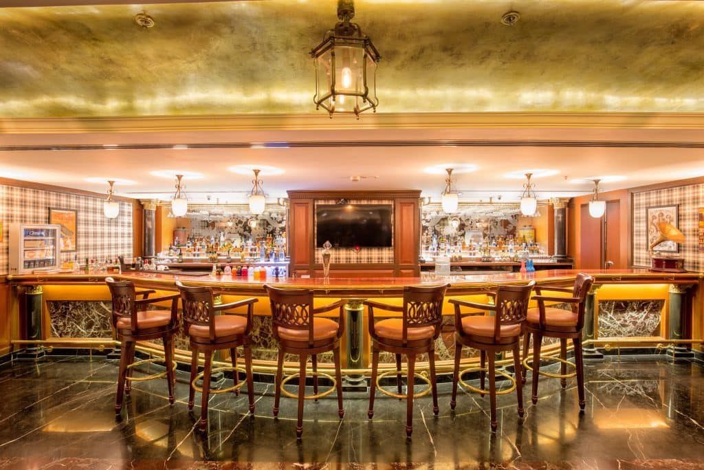 10 Downing Street - Photo 5