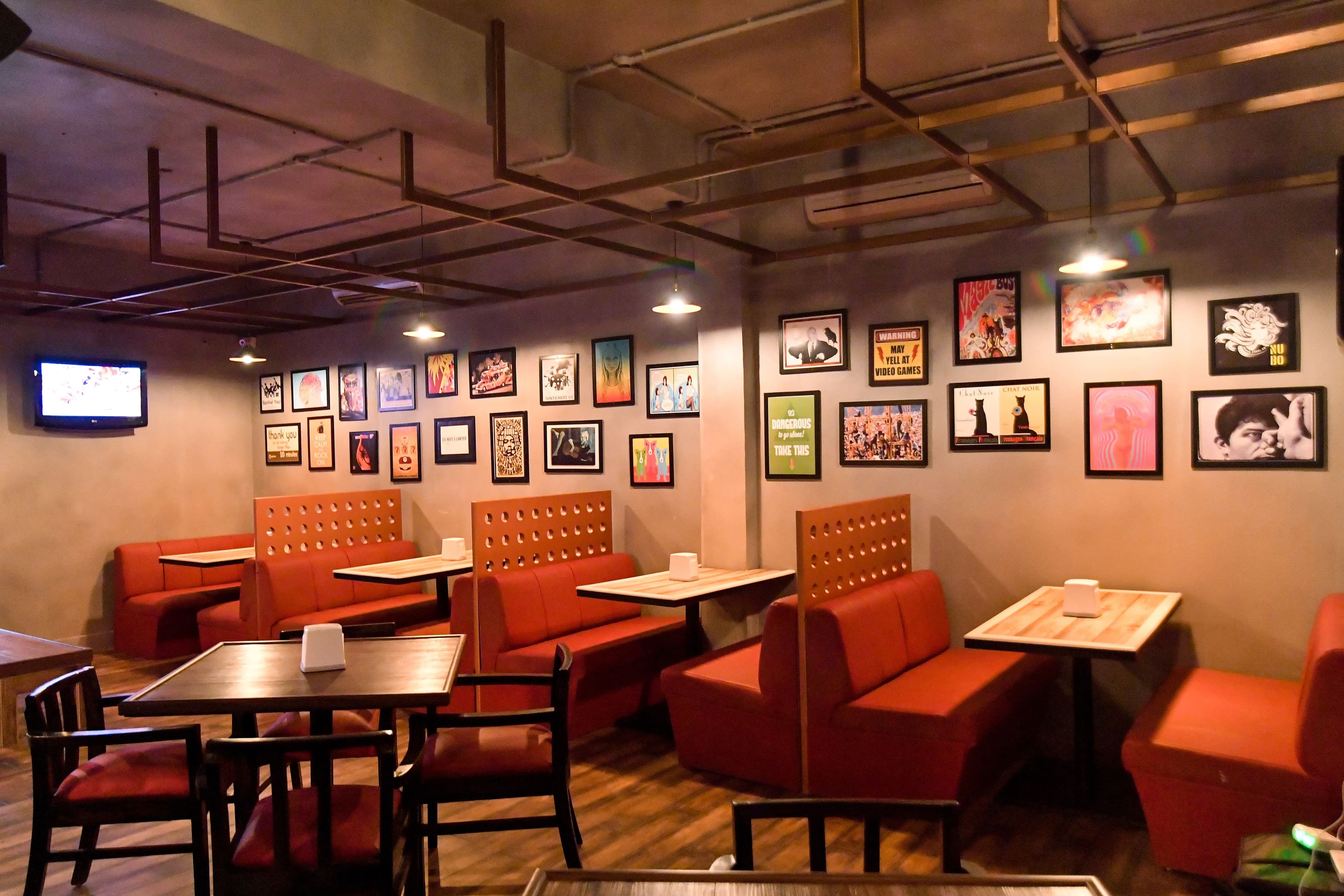 36 Downtown Brew Pub - Photo 2