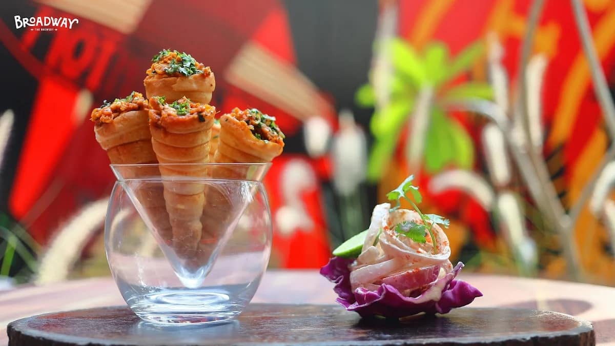 Broadway Whitefields - Photo 1