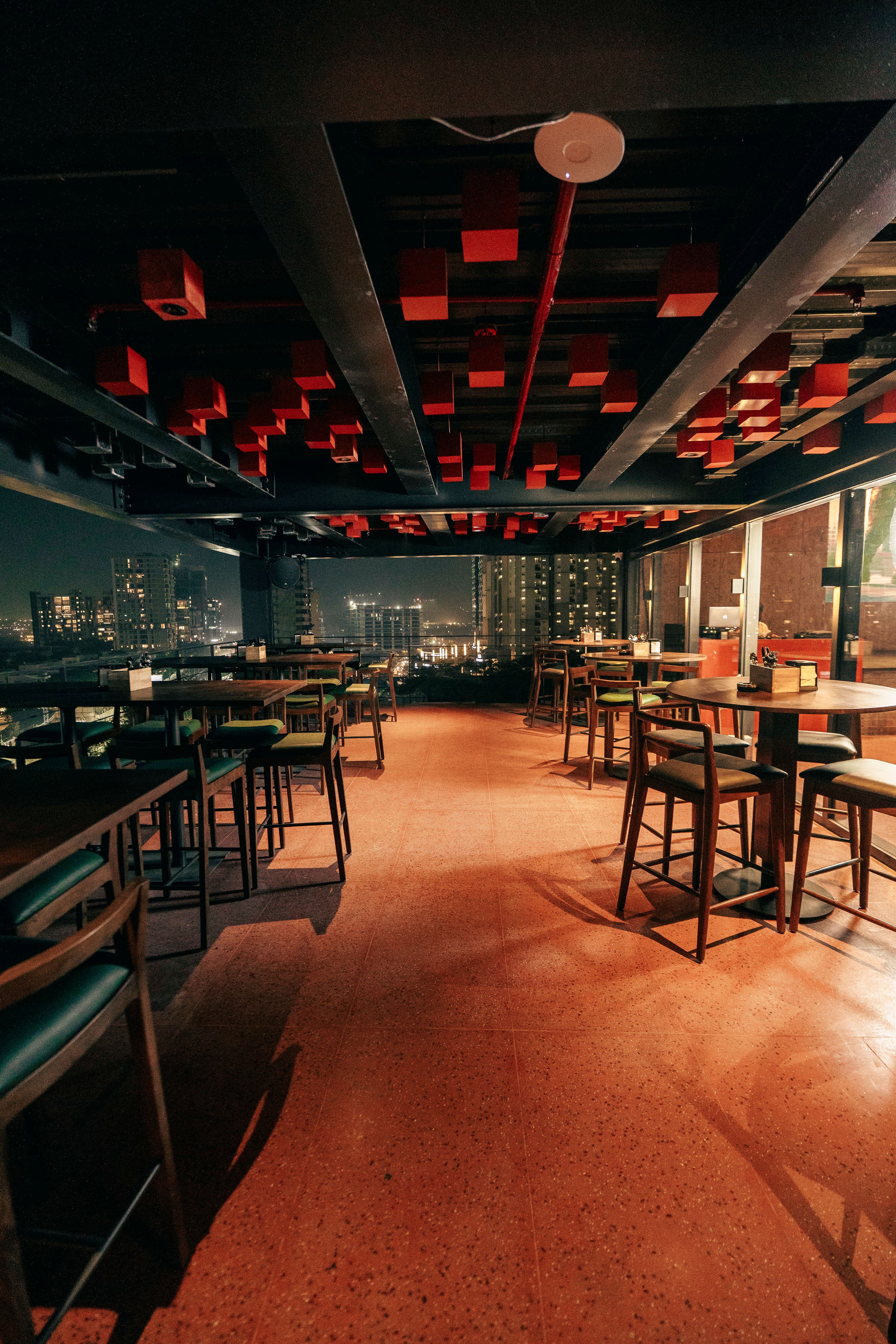 Red Rhino Taproom - Photo 3