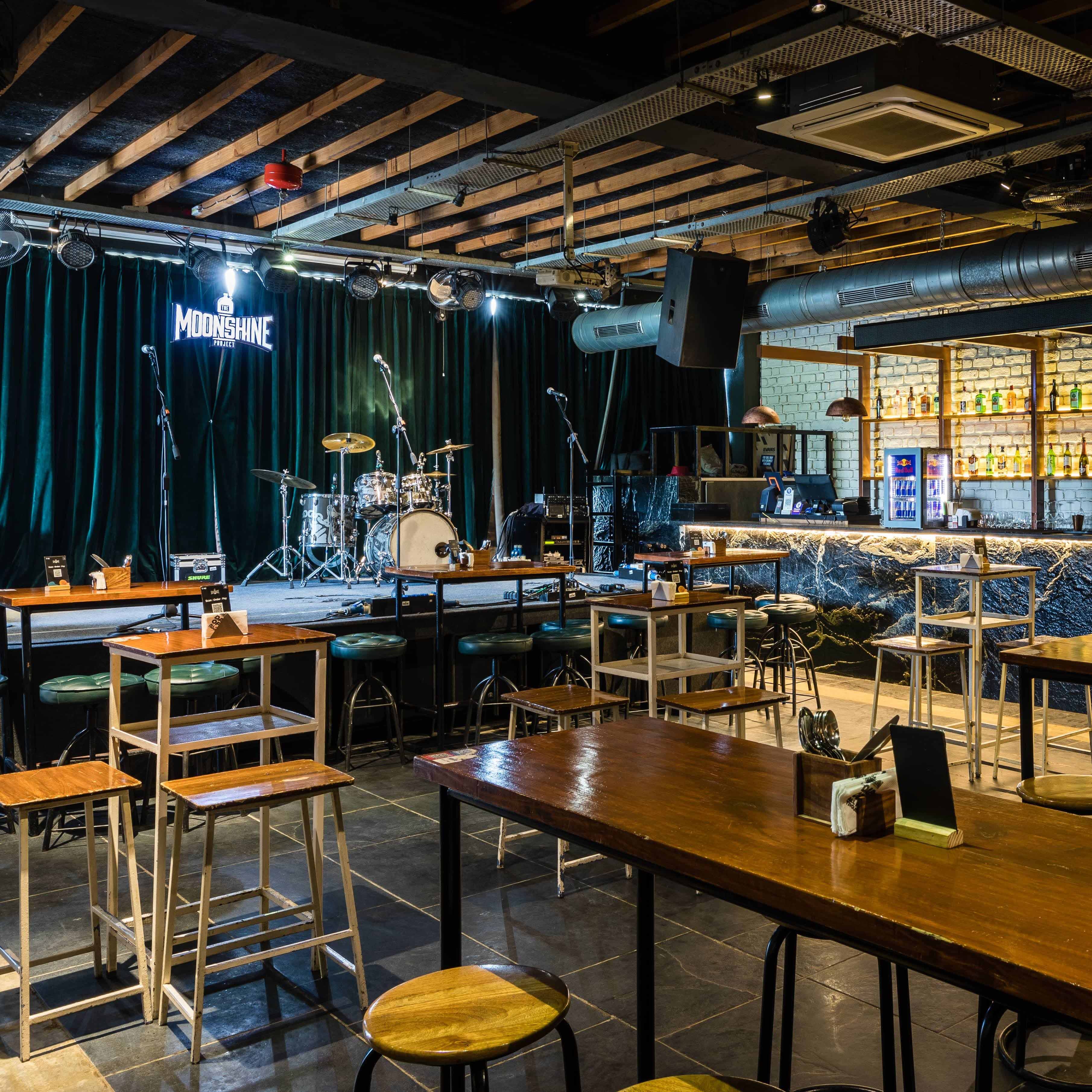 The Moonshine Project - Photo 2