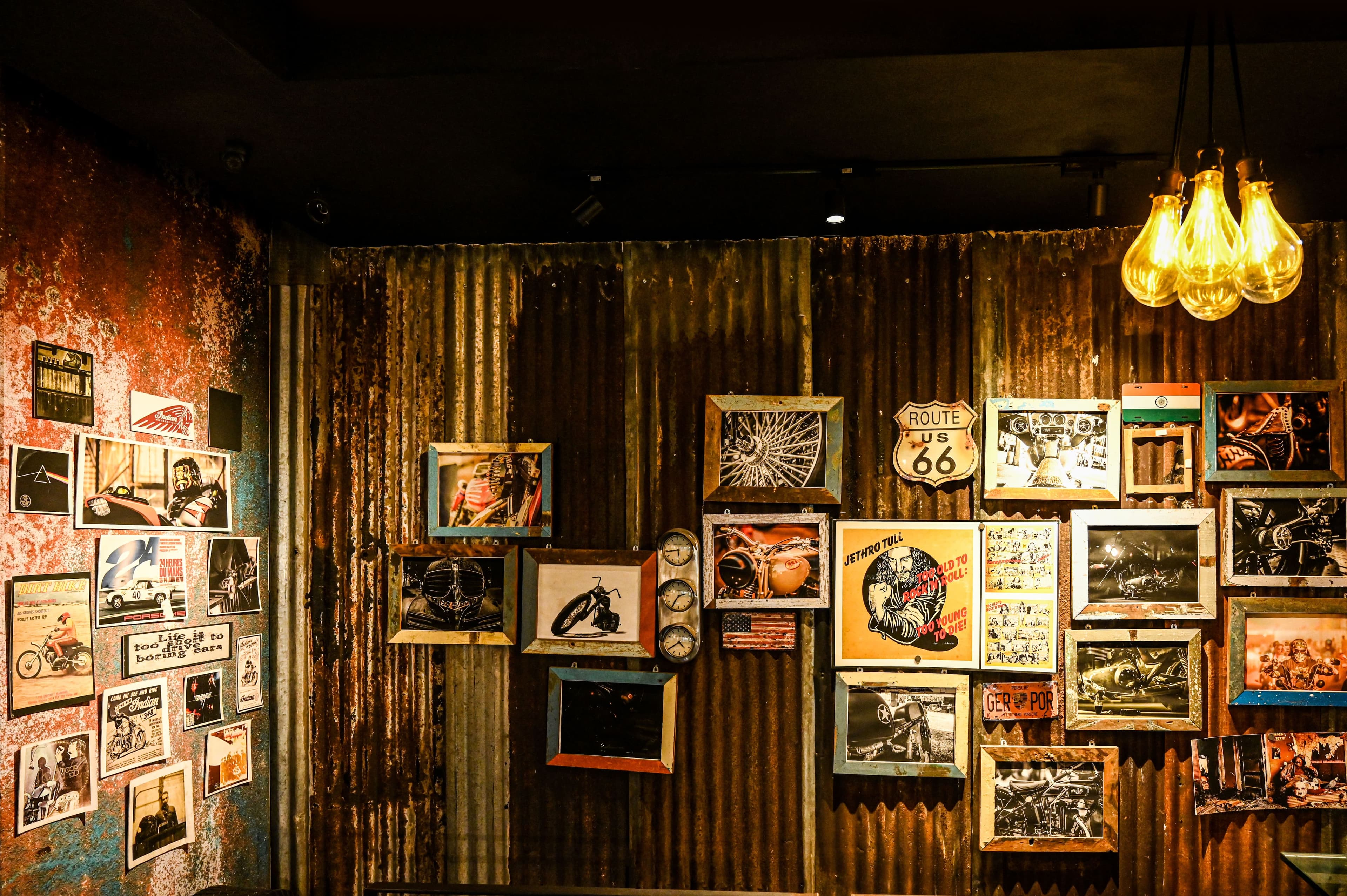 Driven Cafe - Photo 4