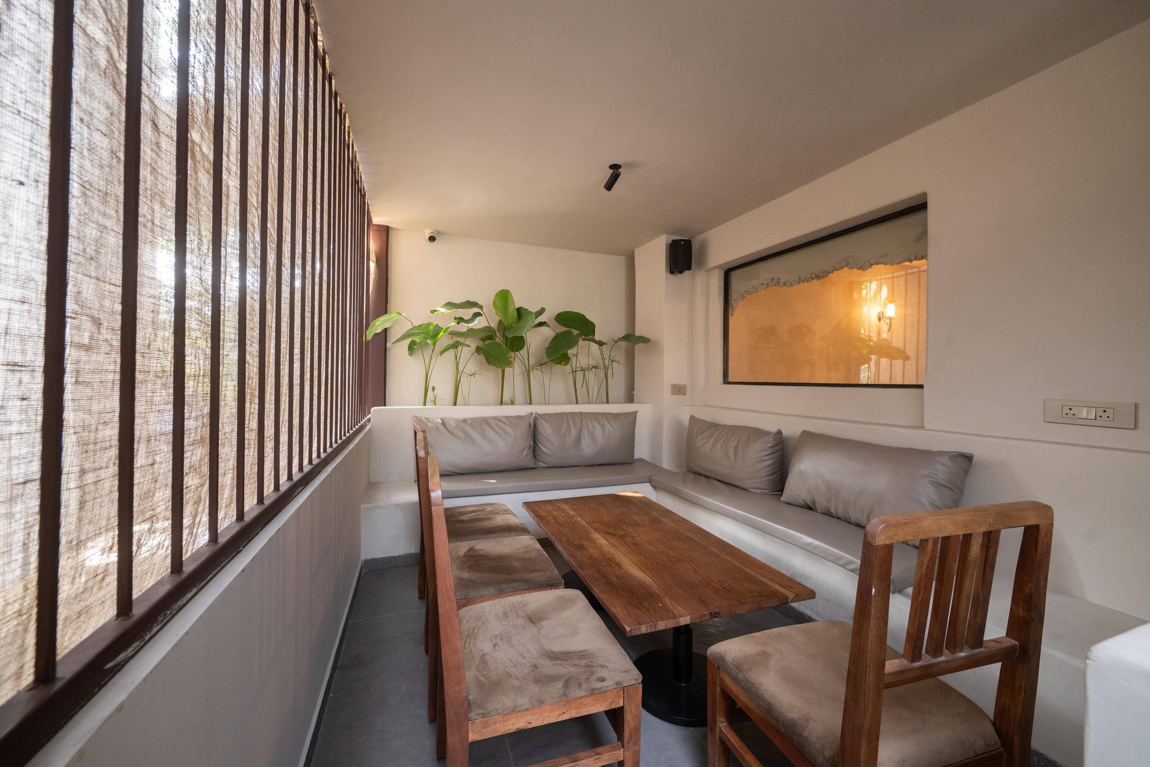 Kisscoff Cafe - Photo 3