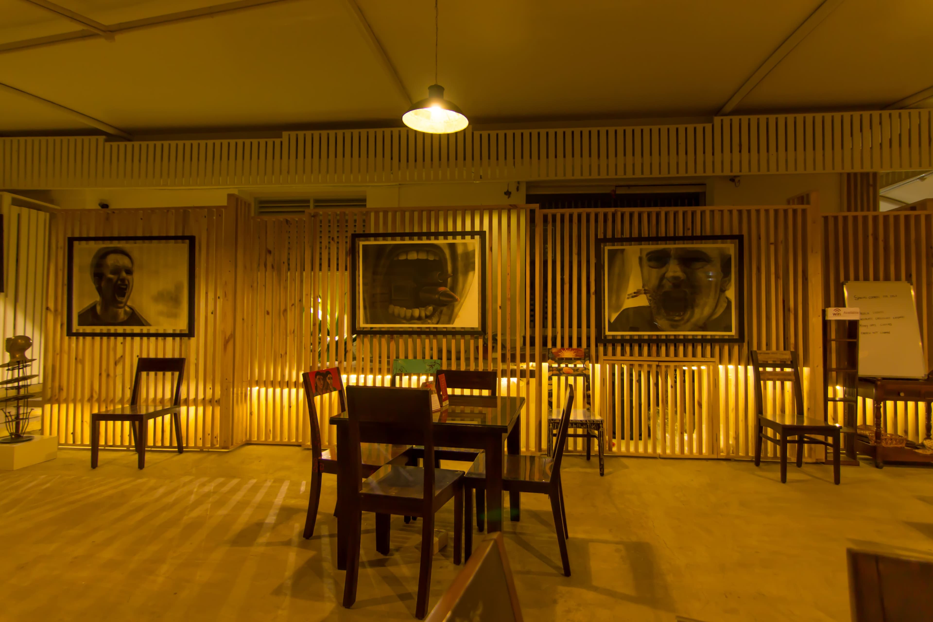 The Gallery Cafe - Photo 5